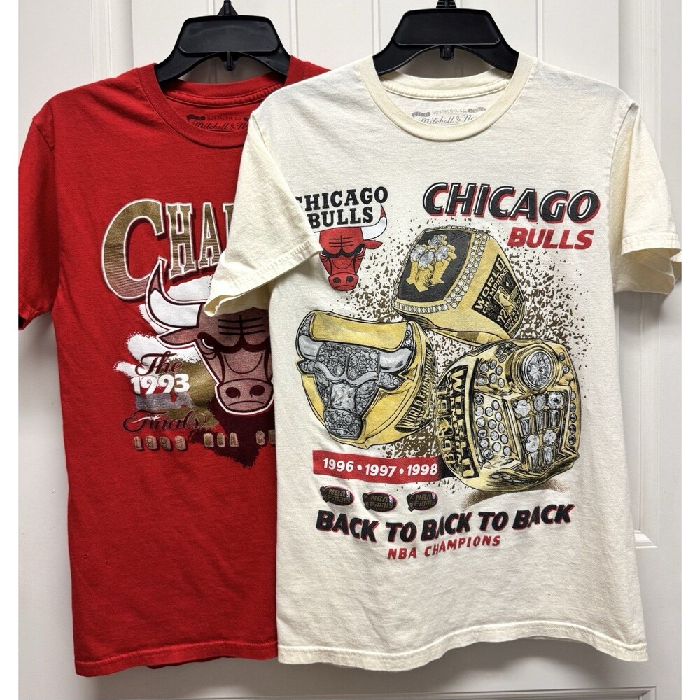 Mitchell & Ness Chicago Bulls NBA Champions Red Graphic TShirts Lot of 2 Small S